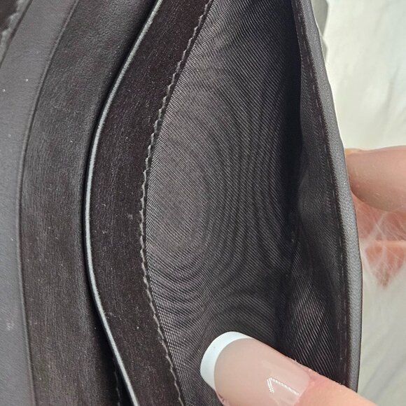 Bottega Veneta Intrecciato Bifold Card Wallet - Picture 15 of 17